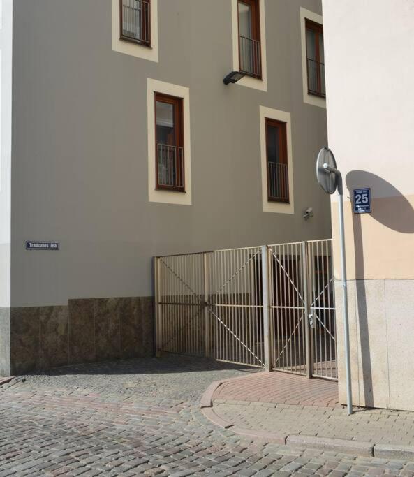 Luxury Apartment With A Balcony And View In Riga Old Town Extérieur photo
