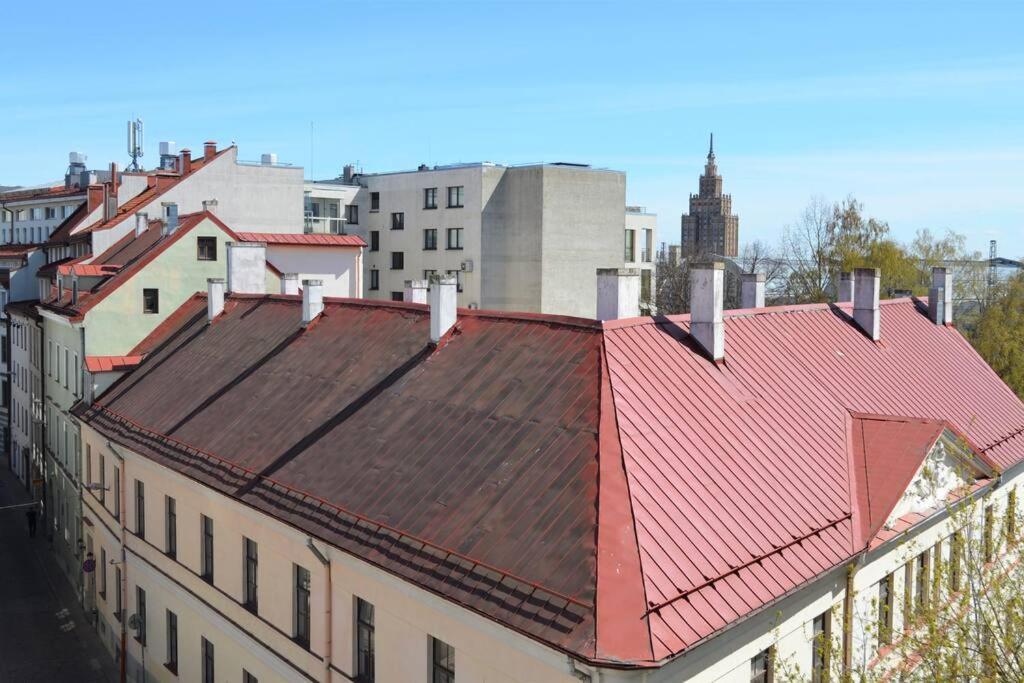 Luxury Apartment With A Balcony And View In Riga Old Town Extérieur photo