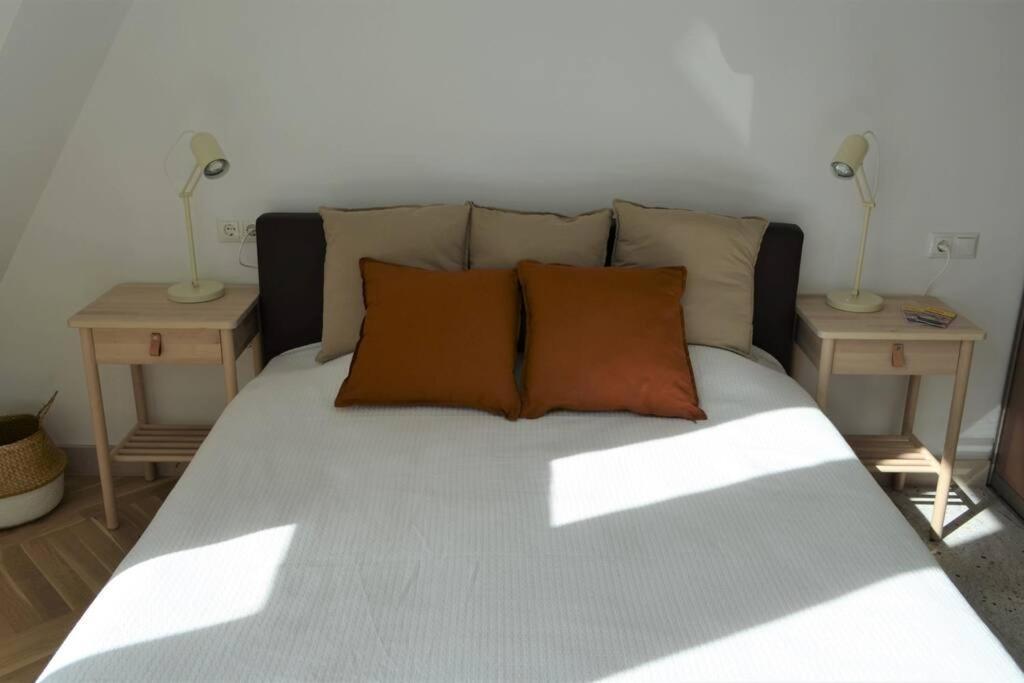 Luxury Apartment With A Balcony And View In Riga Old Town Extérieur photo